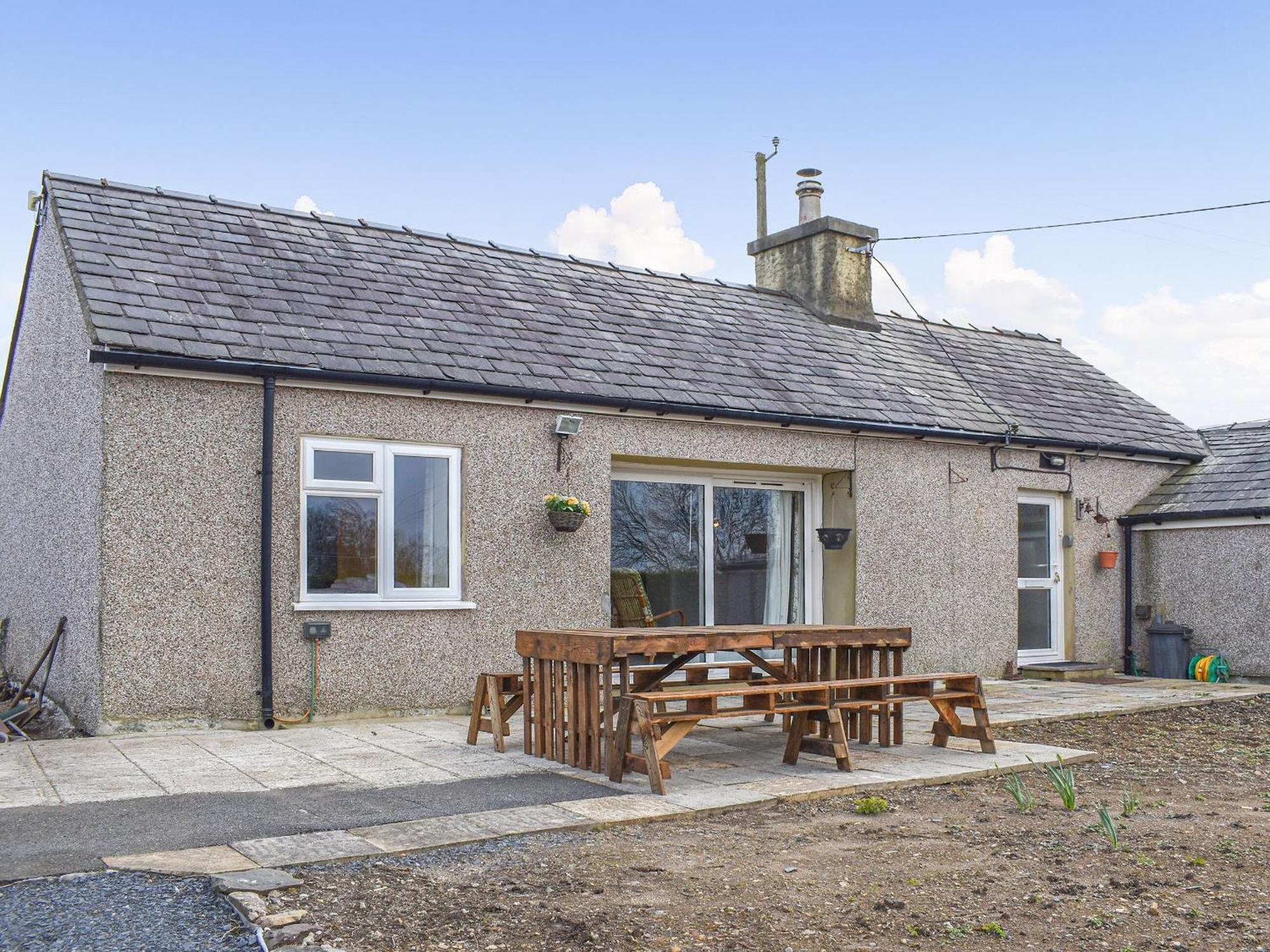 Holiday home Tyn Y Maen